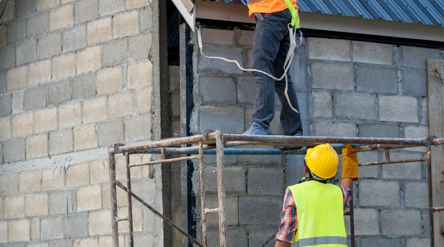 Professional residential roofers in McFarland, KS